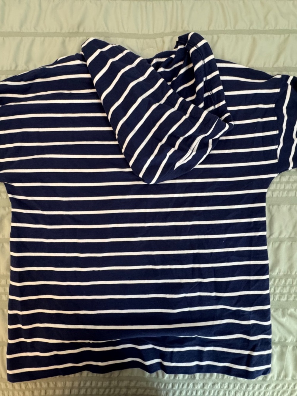Vineyard Vines Women’s Striped Hoodie Small NWT - Picture 3 of 3